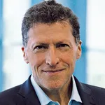 Arnie Weissmann, Travel Weekly, scoring entries on the top-tier press judging panel in the 14th annual Best in Biz Awards business awards
